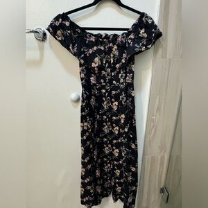 Topshop Off-the-Shoulder Midi Dress - Black with flowers - size US 4